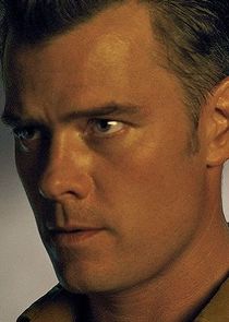 Josh Duhamel
as Frank Dunning