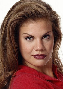 Kristen Johnston
as Sally Solomon