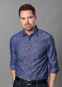 Greg Poehler
as Jack Travarsky