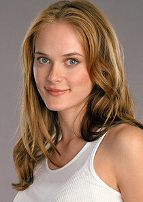 Rachel Blanchard
as Roxanne Richardson