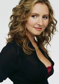 Beverley Mitchell
as Lucy Camden