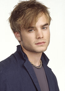 David Gallagher
as Simon Camden