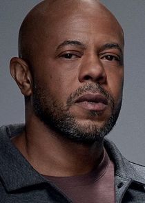 Rockmond Dunbar
as Michael Grant