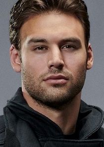 Ryan Guzman
as Edmundo 