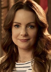 Kimberly Williams-Paisley
as Cammie Raleigh