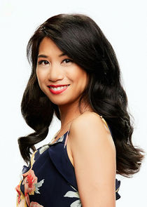 Liza Lapira
as Dr. Eve Roberts