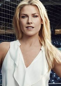 Ali Larter
as Amelia Slater