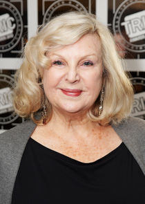 Ann Mitchell
as Gwen