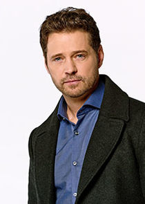 Jason Priestley
as Matt 