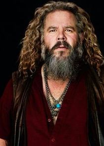 Mark Boone Junior
as Elias