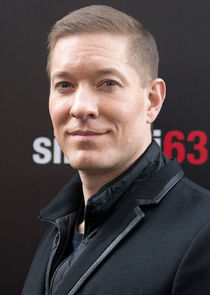 Joseph Sikora
as Tommy Egan