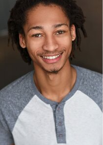 Lucien Cambric
as Darnell 
