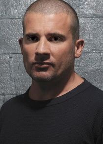 Dominic Purcell
as Lincoln 