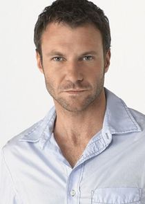 Chris Vance
as James Whistler