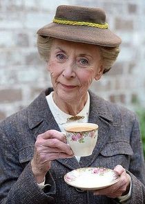 Judi Farr
as Aunty Peg