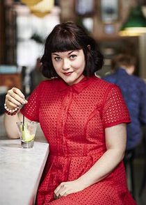 Nikita Leigh-Pritchard
as Niamh