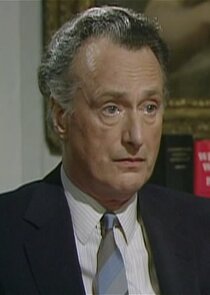 Paul Eddington
as James Hacker