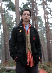 Andrew Lee Potts
as Connor Temple