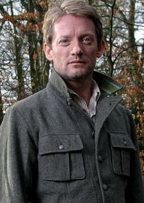 Douglas Henshall
as Nick Cutter