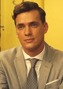 Luke Fetherston
as Younger Harlan Fried