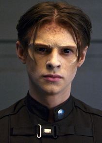 Ben Radcliffe
as Ralen Maht