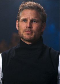 Noah Huntley
as Professor Donovan Osborn