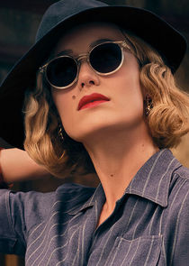 Kerry Bishé
as Sister Molly