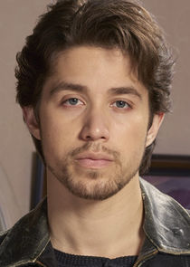 Brandon Larracuente
as Emilio Acosta