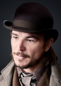 Josh Hartnett
as Ethan Chandler
