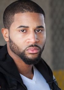 Devale Ellis
as Zac Taylor