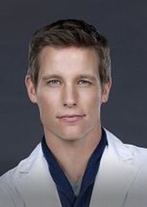 Ward Horton
as Dr. Scott Strauss