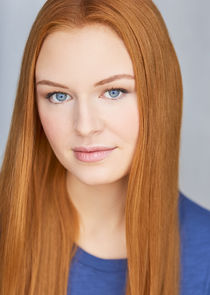 Clare O'Connor
as Young Madeline Scott