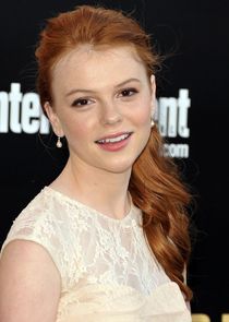 Annie Thurman
as Sophie Barliss