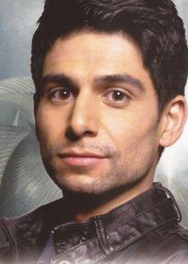 Danny Rahim
as Mac Rendell