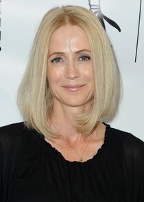 Kelly Rowan
as Dr. Caroline Newsome