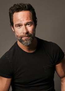 Chris Diamantopoulos
as Sasquatch