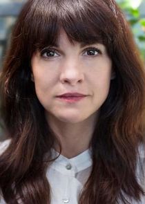 Niky Wardley
as Anabel