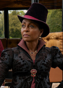 Adjoa Andoh
as Lady Danbury