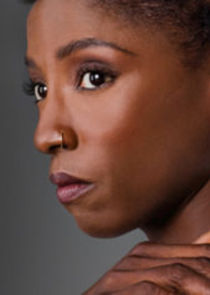 Rutina Wesley
as Nova Bordelon