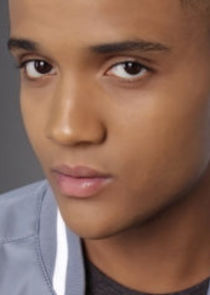 Nicholas L. Ashe
as Micah West