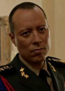 Yancey Arias
as Alberto Cortez