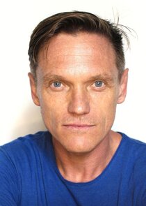 Rob van Vuuren
as Viljoen