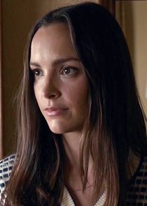 Jodi Balfour
as Joni Conway