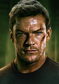 Alan Ritchson
as Jack Reacher