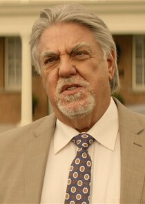 Bruce McGill
as Mayor Grover Teale