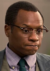 Malcolm Goodwin
as Chief Detective Oscar Finlay