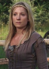 Joanne Froggatt
as Kate