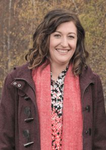 Celia Pacquola
as Emma Dawes