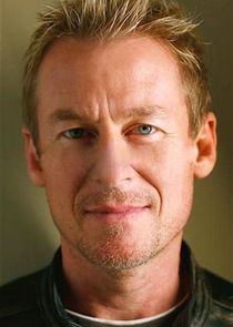 Richard Roxburgh
as Cleaver Greene