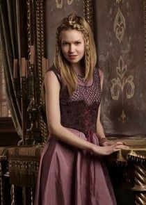 Jenessa Grant
as Aylee